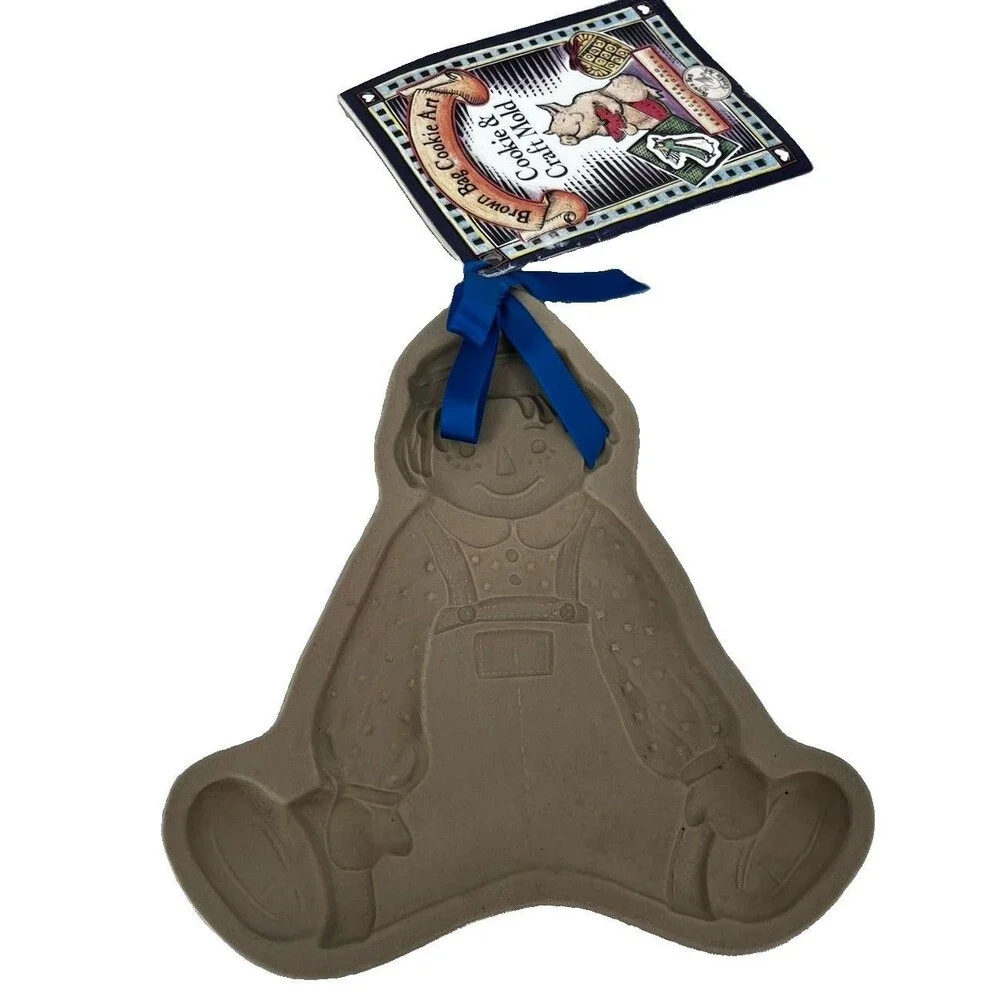 Vintage 1986 Brown Bag Cookie Art Raggedy Andy Boy Doll Mold Tag Booklet